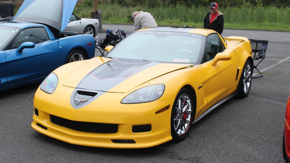Corvette Generations/C6/C6 Yellow GT1.webp